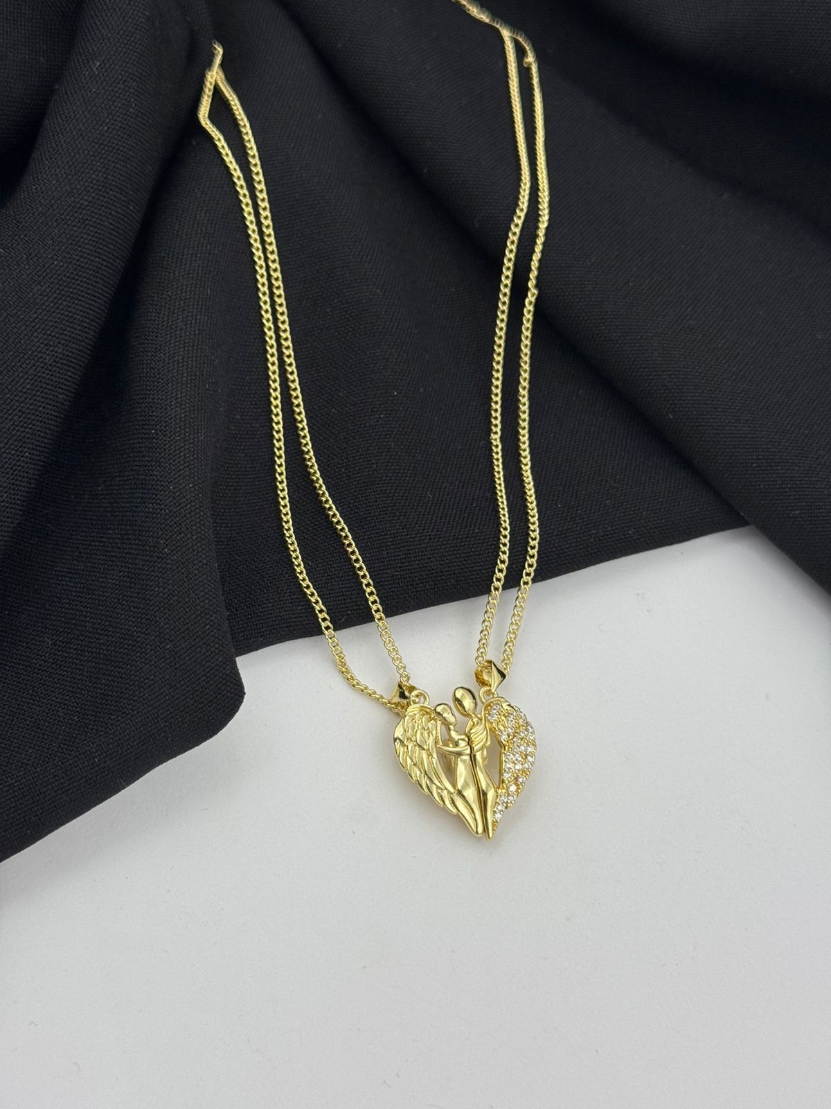 Cadena dije parejas angeles iman