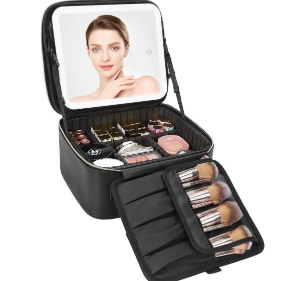 Cosmetiquera brillante