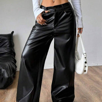 Pantalón efecto cuero oversize