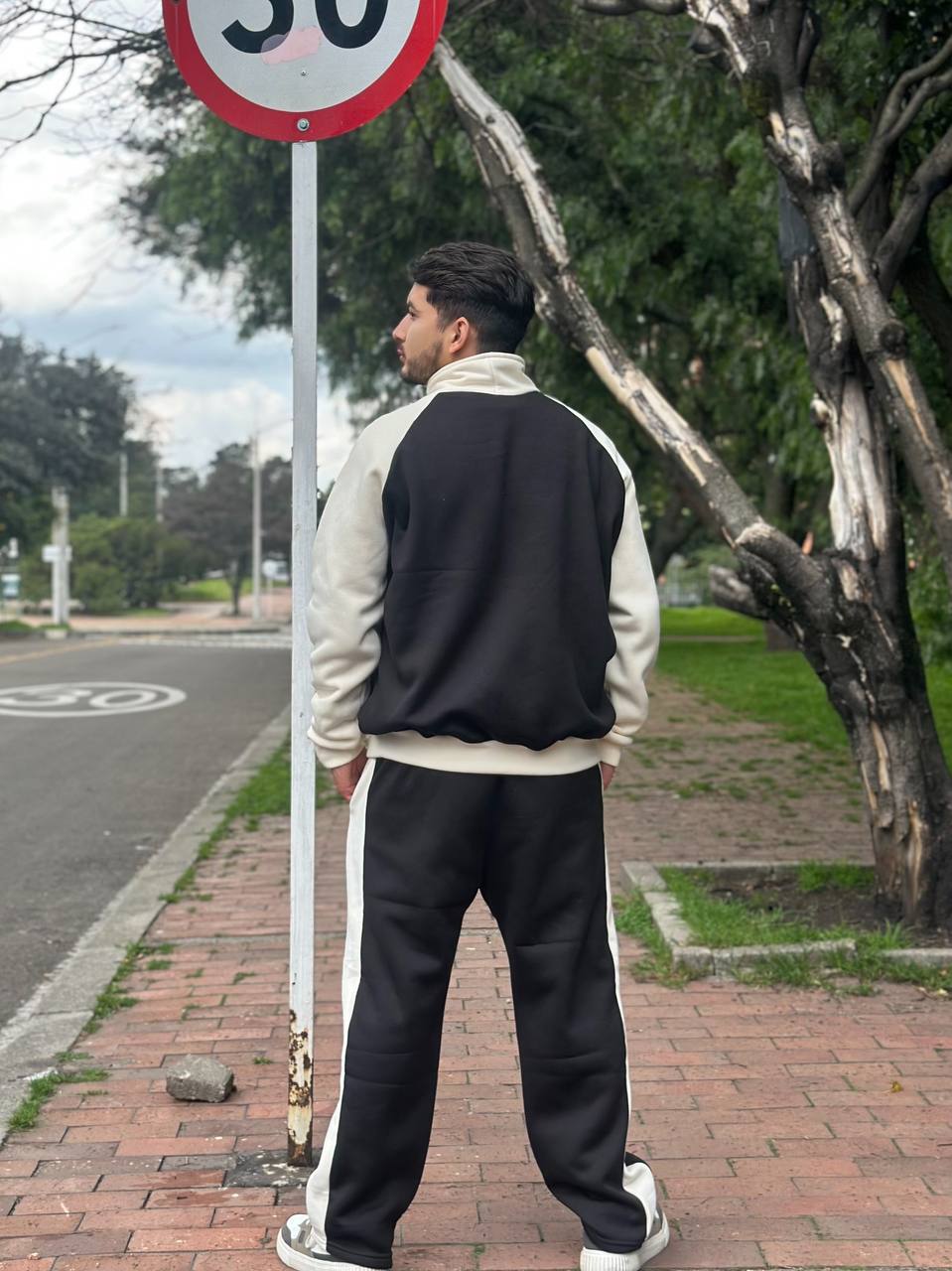 Conjunto sudadera los ángeles