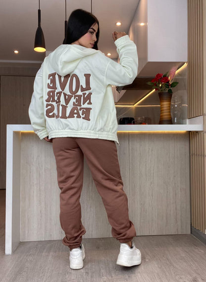 Conjunto sudadera love